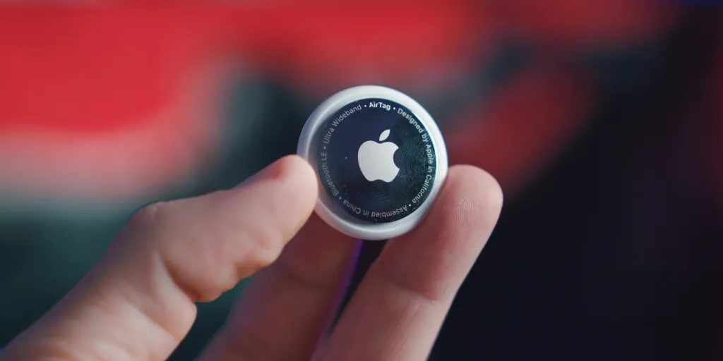 Apple’ın Kameralı AI Cihazı Ertelendi: Siri’yi Gerçek Dünyaya Taşıyacaktı