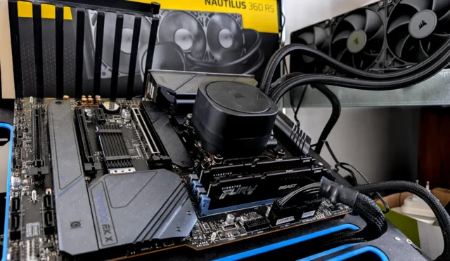 Corsair Nautilus 360 RS LCS