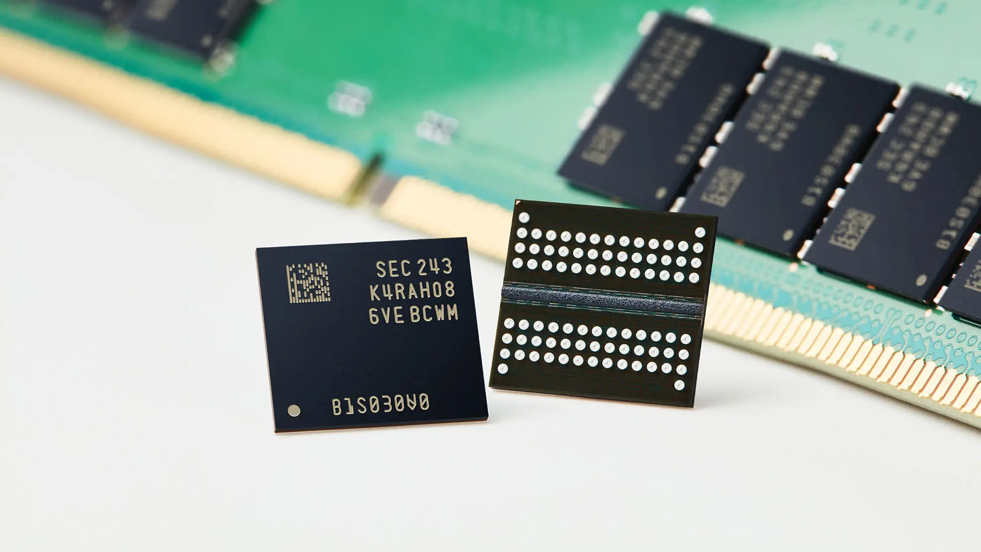 Samsung Ultra Düşük Güç Tüketimli Bellek Teknolojisi