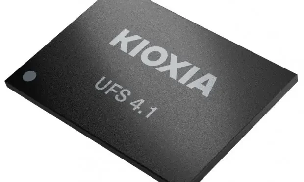 Kioxia samples QLC UFS 4.1