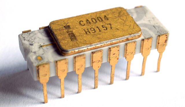 Intel_C4004