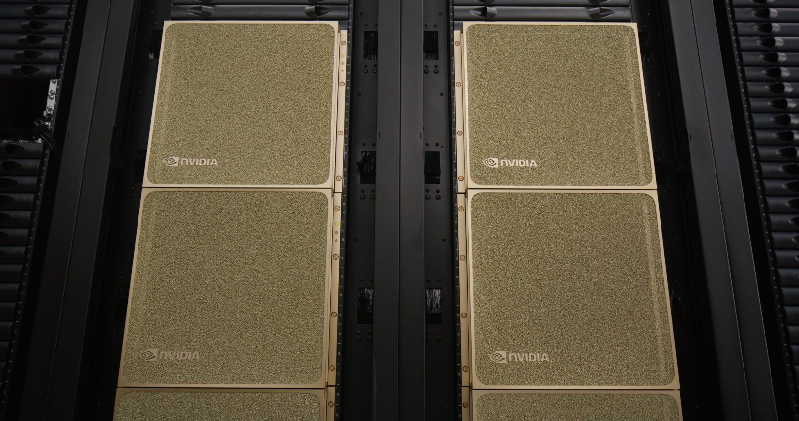 NVIDIA CPU Tahtını Ele Geçiriyor: Günde 1000 Raf Üretim Hedefi!
